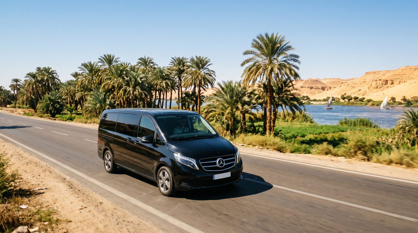 Privater Flughafentransfer zum Flughafen Luxor und Hotels in Luxor